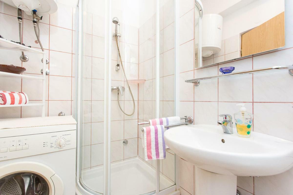 2-Bedroom Apartment 300M From Beach In بونات المظهر الخارجي الصورة
